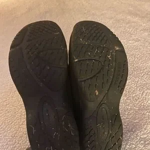 Merrell | Shoes | Encore Chill 2 Wide Width | Poshmark display picture 2